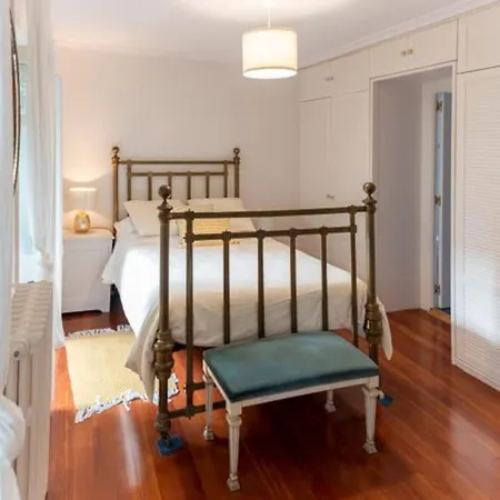Colonial Jardin Algorta Centro Puerto Viejo * Getxo