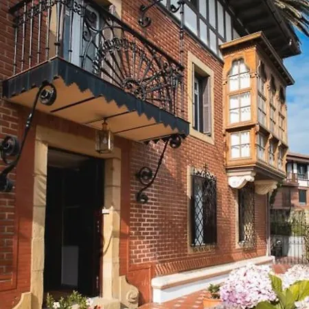 Colonial Jardin Algorta Centro Puerto Viejo * Getxo